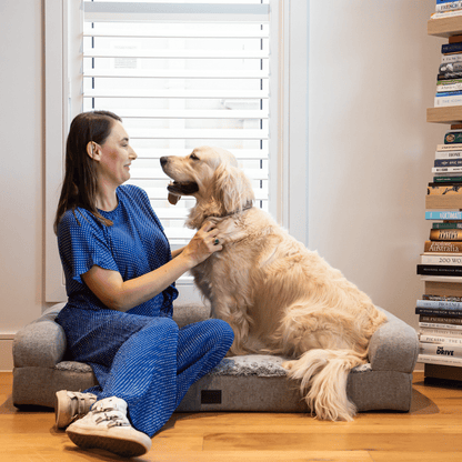 Superior Pet Goods Orthopaedic Pet Dog Sofa Artic Faux Fur