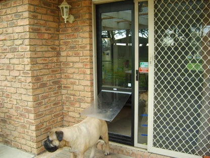 Mastiff Pet Door Insert for a Sliding Door
