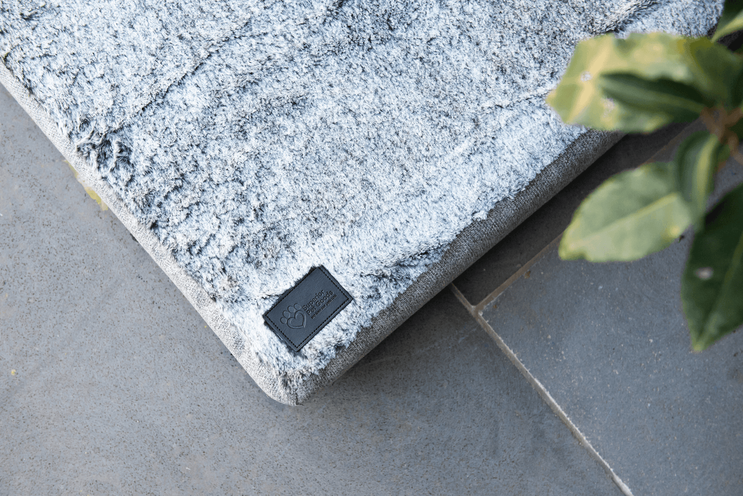 Superior Pet Goods Ortho Mat Artic Faux Fur